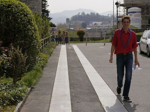 Clicca per vedere l'immagine alla massima grandezza