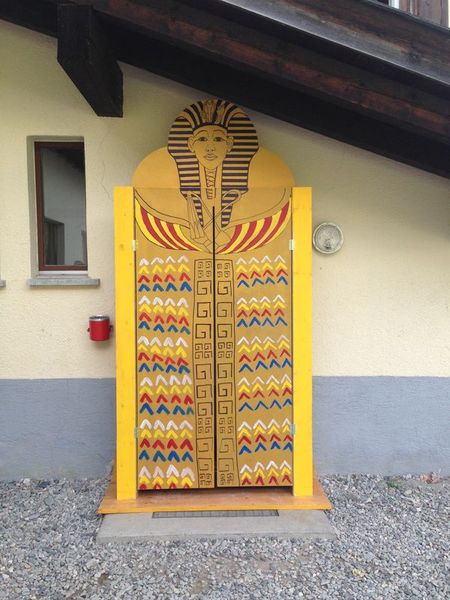 Clicca per vedere l'immagine alla massima grandezza