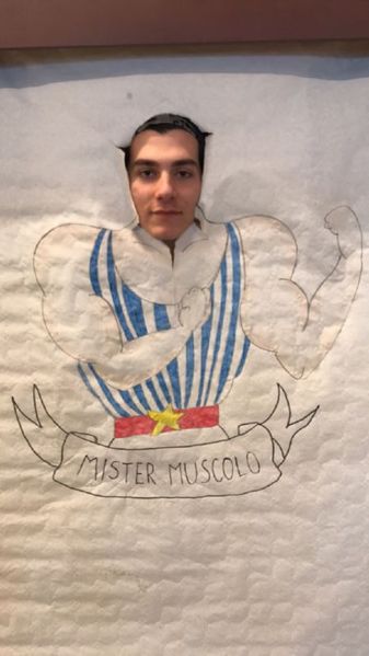 Clicca per vedere l'immagine alla massima grandezza