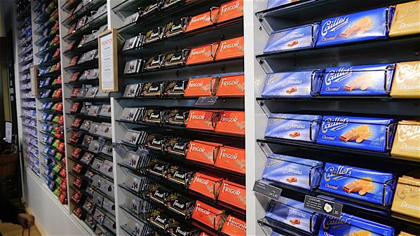 Clicca per vedere l'immagine alla massima grandezza