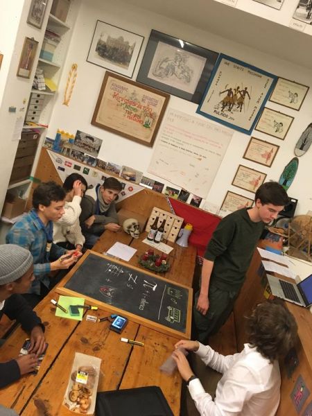 Clicca per vedere l'immagine alla massima grandezza