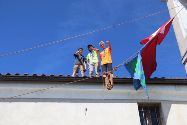 Clicca per vedere l'immagine alla massima grandezza
