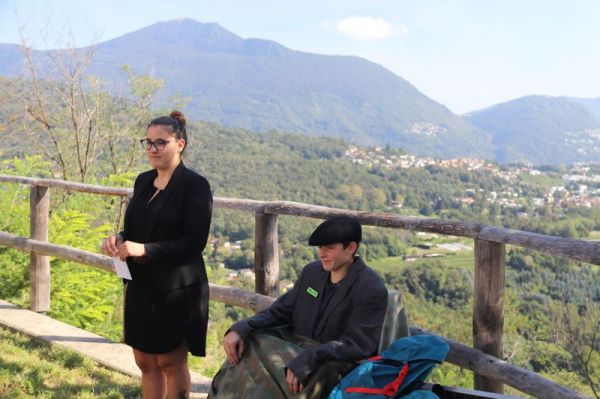 Clicca per vedere l'immagine alla massima grandezza