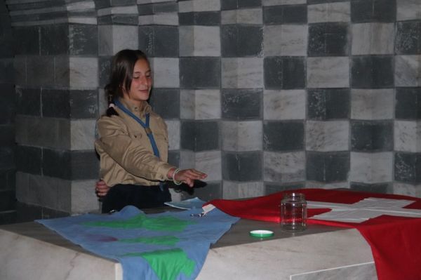 Clicca per vedere l'immagine alla massima grandezza