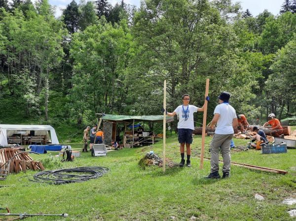 Clicca per vedere l'immagine alla massima grandezza