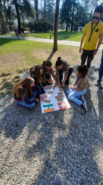 Clicca per vedere l'immagine alla massima grandezza