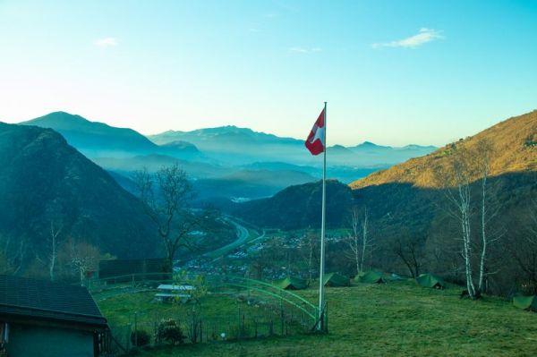 Clicca per vedere l'immagine alla massima grandezza