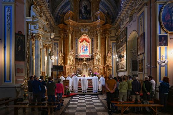Clicca per vedere l'immagine alla massima grandezza