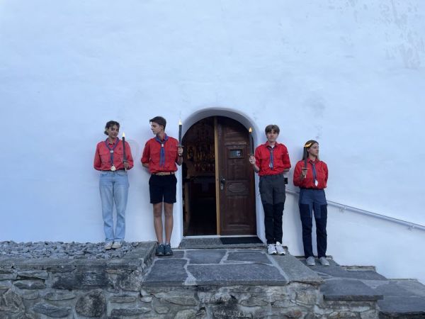 Clicca per vedere l'immagine alla massima grandezza