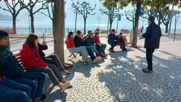 Clicca per vedere l'immagine alla massima grandezza