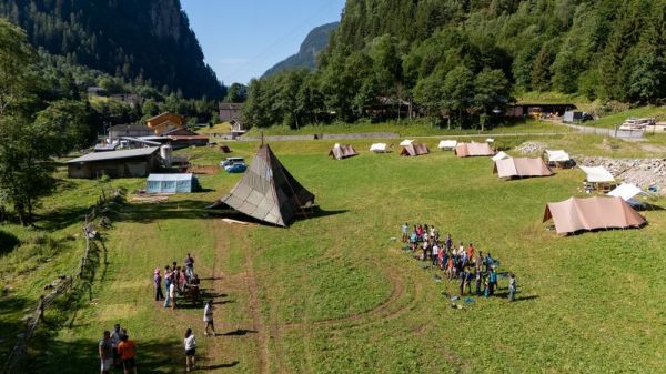 Clicca per vedere l'immagine alla massima grandezza