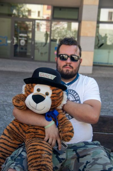 Clicca per vedere l'immagine alla massima grandezza