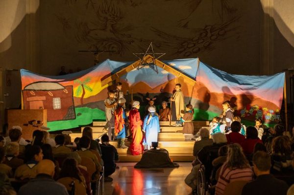 Clicca per vedere l'immagine alla massima grandezza