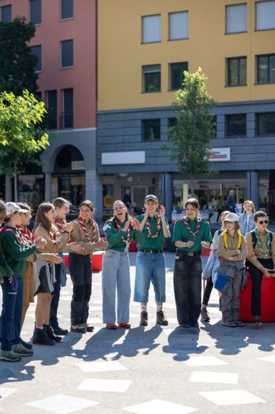Clicca per vedere l'immagine alla massima grandezza