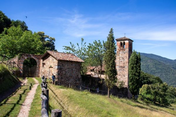 Clicca per vedere l'immagine alla massima grandezza