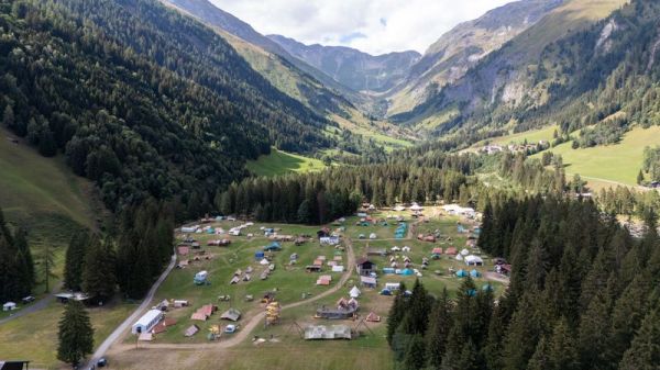 Clicca per vedere l'immagine alla massima grandezza