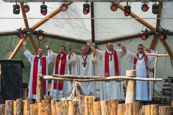 Clicca per vedere l'immagine alla massima grandezza